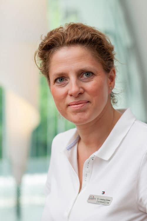 Zahnärztin Bettina von Amsberg-Scheve